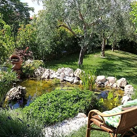 A Casa Di Zia Luisa Bed & Breakfast 3*